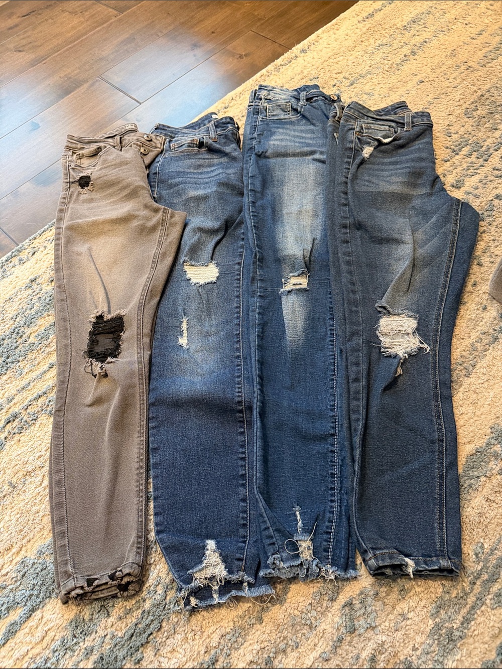 Size 9 women’s Jean lot. High rise  Distressed Skinny Jeans - Blue and Gray.